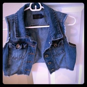 Jean vest size M